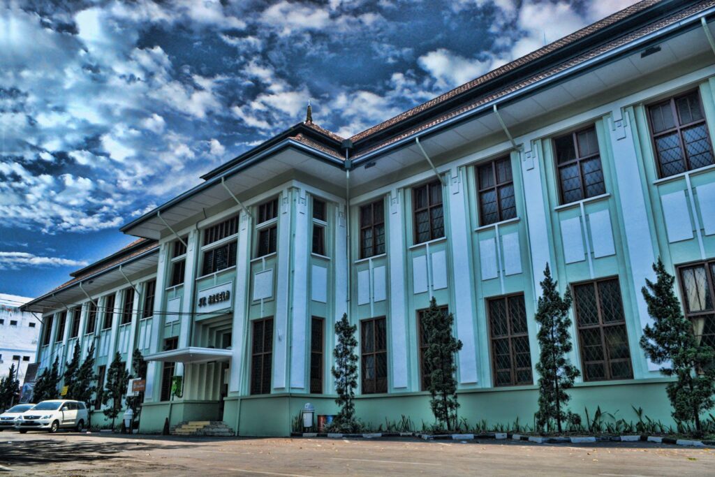 SMA St. Angela AKREDITASI UNGGUL
