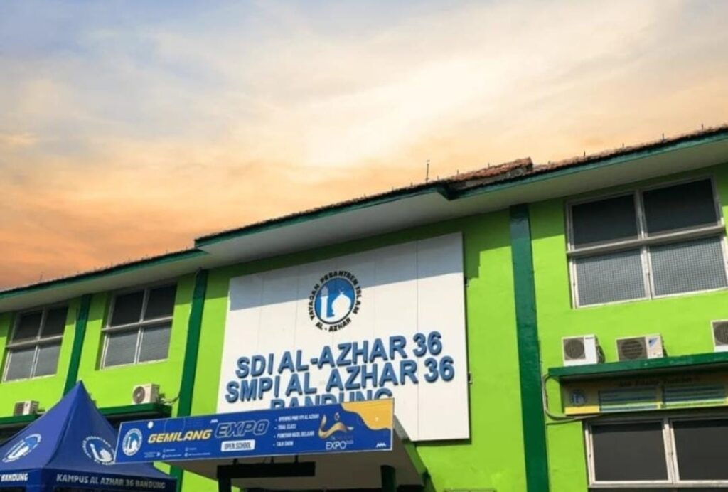 7 Rekomendasi SMP Islam Bandung, Akreditasi Unggul! SMP Islam Al Azhar 36